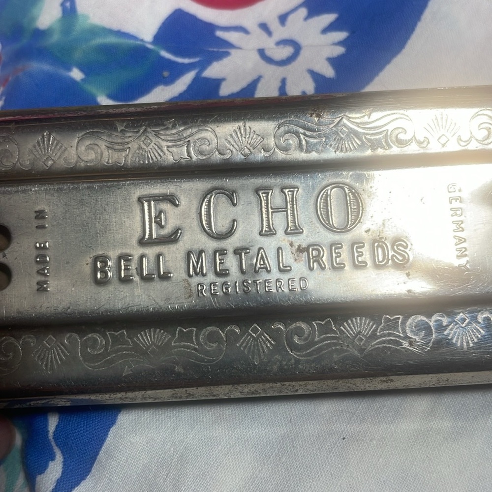 Echo Bell Metal Reeds Harmonica - Picture 3 of 9